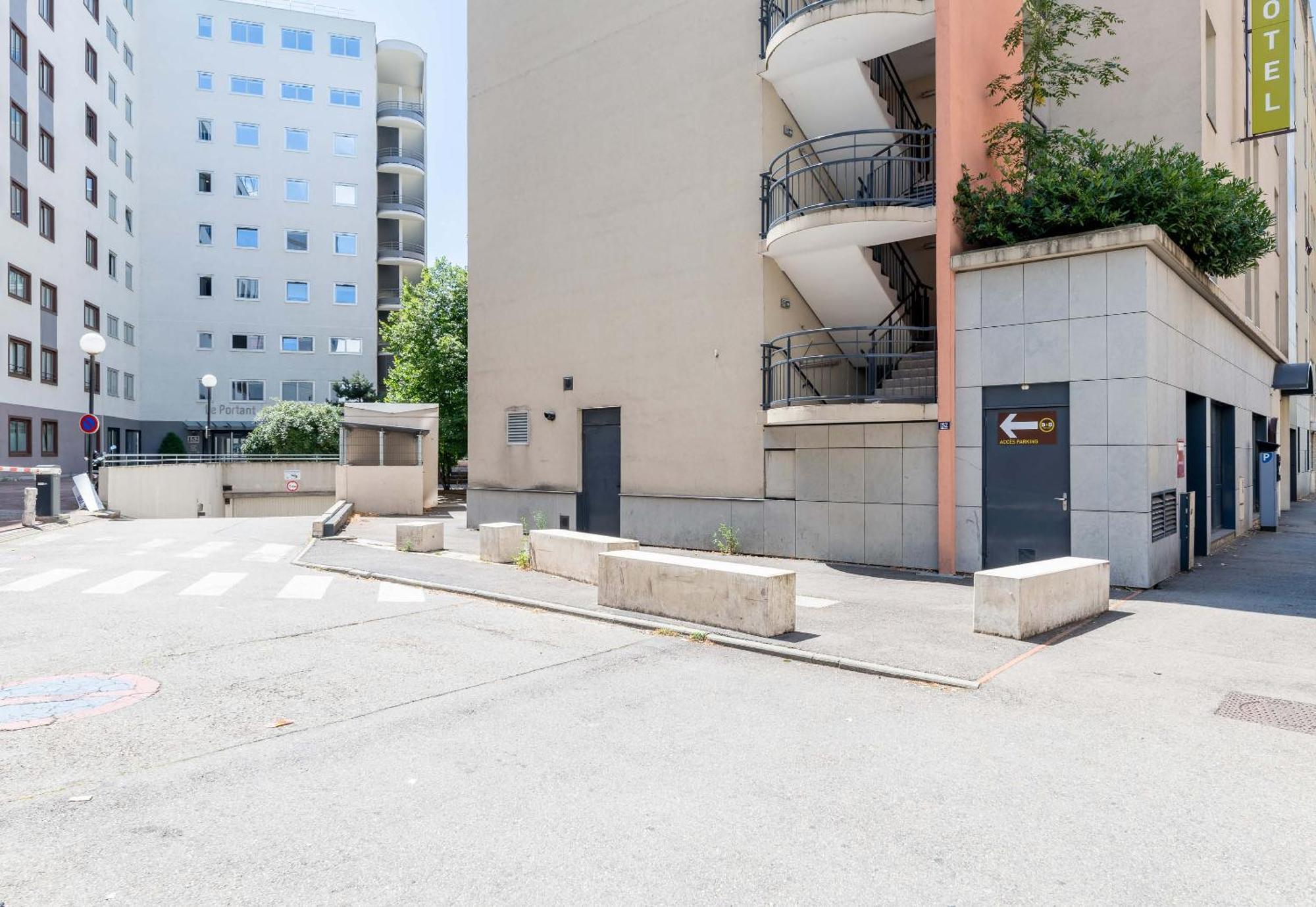 B&B Hotel Lyon Caluire Cite Internationale Dış mekan fotoğraf