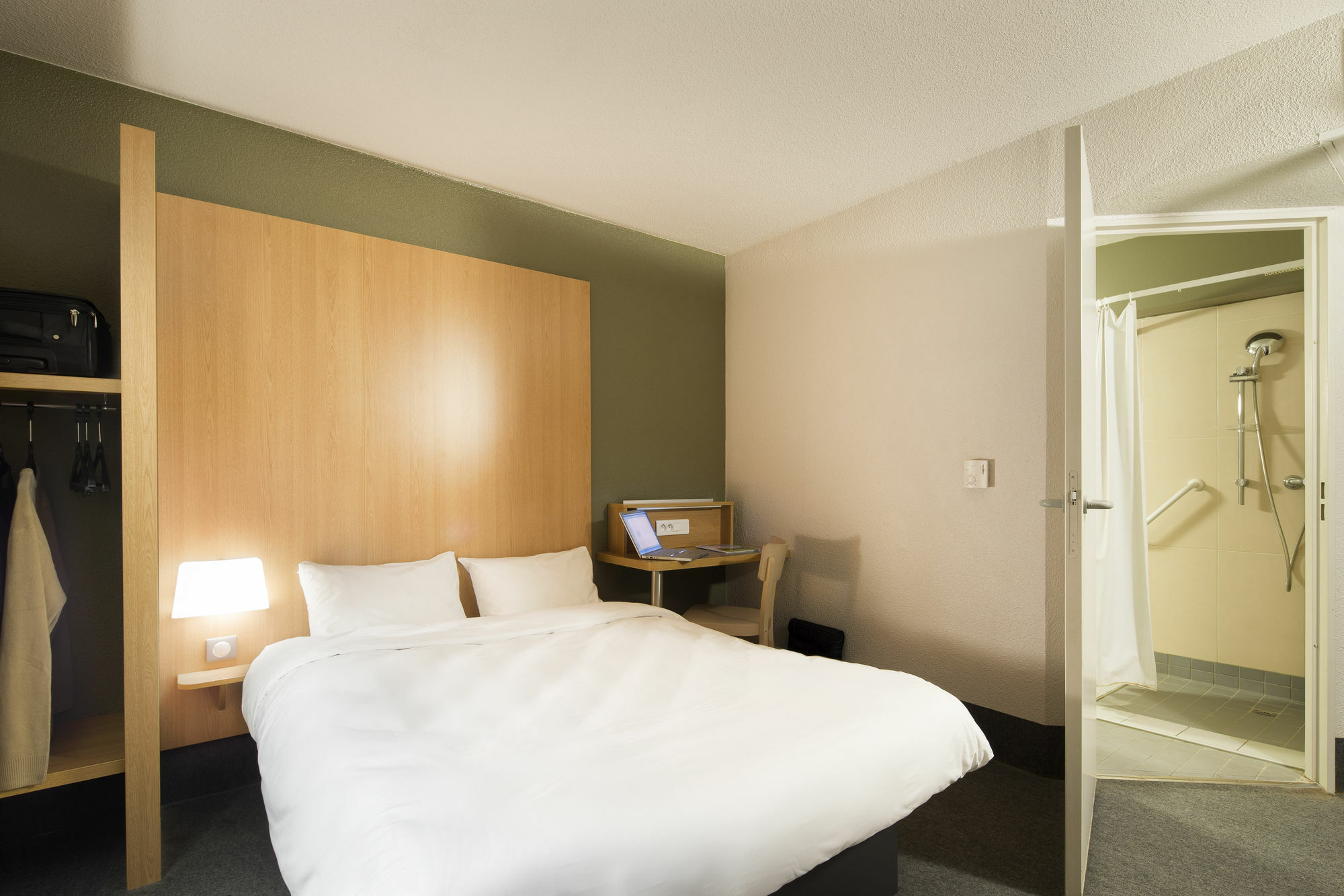 B&B Hotel Lyon Caluire Cite Internationale Dış mekan fotoğraf